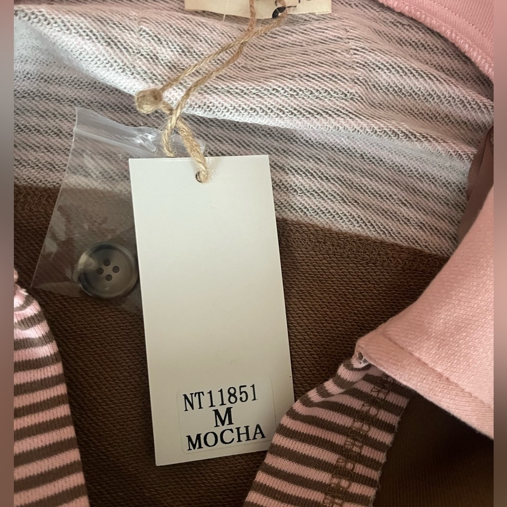 {New In} Collared Neapolitan Oversized Knit Pullover Top - Womens Medium - NWT - Picture 10 of 11